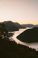 Arrayan Lake View Mountain Lodge & Casa De Te Arrayan