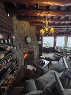 Arrayan Lake View Mountain Lodge & Casa De Te Arrayan