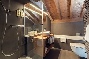 Conrad's Mountain Lodge