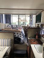 Hills Motor Court & Marina