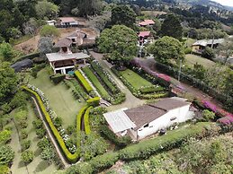 Finca Paraiso Mountain Retreat