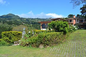 Finca Paraiso Mountain Retreat