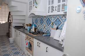 Dzg House