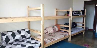 Morgen breeze tours and backpackers