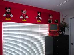 6BR 4BA Home in Windsor Hills by CV-2564