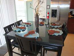 6BR 4BA Home in Windsor Hills by CV-2564