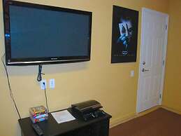 6BR 4BA Home in Windsor Hills by CV-2564