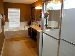 6BR 4BA Home in Windsor Hills by CV-2564