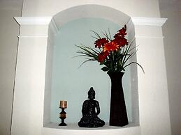 6BR 4BA Home in Windsor Hills by CV-2564