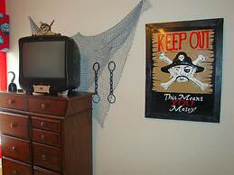 6BR 4BA Home in Windsor Hills by CV-2564