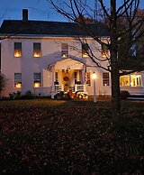 The Buckmaster Inn