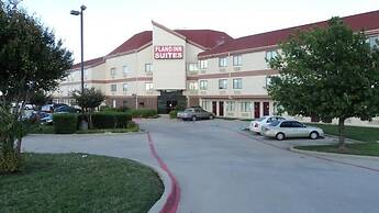 Plano Inn & Suites