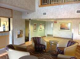 Plano Inn & Suites