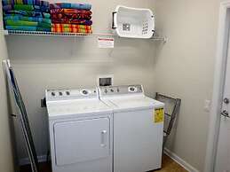 6BR 4BA Home in Windsor Hills by CV-2520