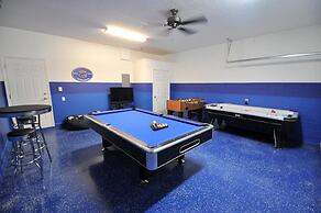 6BR 4BA Home in Windsor Hills by CV-2520