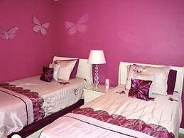 6BR 4BA Home in Windsor Hills by CV-2520