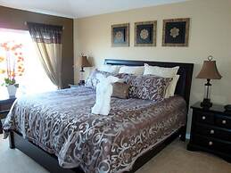 6BR 4BA Home in Windsor Hills by CV-2520