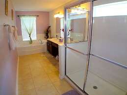 6BR 4BA Home in Windsor Hills by CV-2537