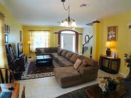 6BR 4BA Home in Windsor Hills by CV-2537