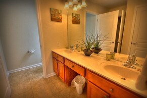 6BR 4BA Home in Windsor Hills by CV-2579