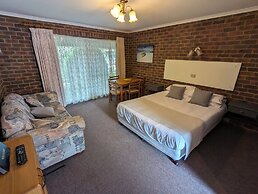 Barham Colonial Motel