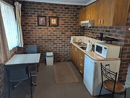 Barham Colonial Motel