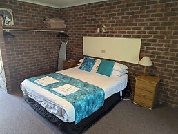 Barham Colonial Motel