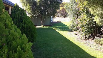 Barham Colonial Motel