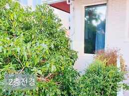 Gallery Family Hotel