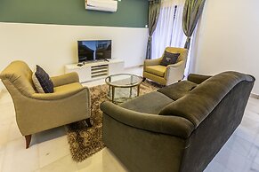 The Forum Condominium by Brassalova 76