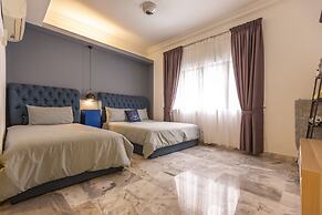 The Forum Condominium by Brassalova 74