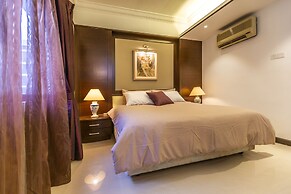 The Forum Condominium by Brassalova 53