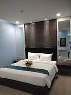 Laksana Boutique Hotel