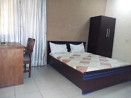 Holla-Jobi Guest House