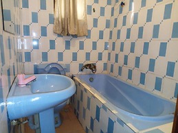 Holla-Jobi Guest House