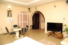 mmmHouse Abuja