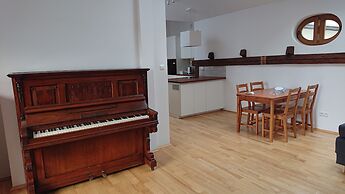 OK MAIN SQUARE Apartments