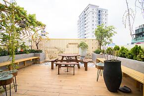 RedDoorz Plus near Saigon Train Station