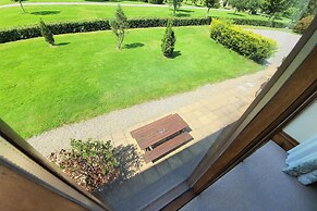 The Victorian Barn self catering holidays with pool & hot tubs