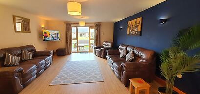 The Victorian Barn self catering holidays with pool & hot tubs