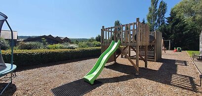 The Victorian Barn self catering holidays with pool & hot tubs