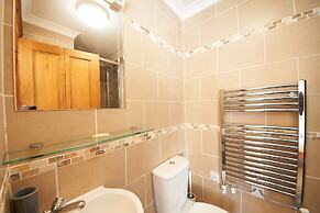 The Victorian Barn self catering holidays with pool & hot tubs