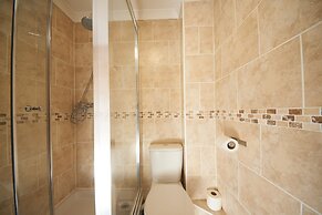 The Victorian Barn self catering holidays with pool & hot tubs