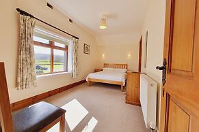 The Victorian Barn self catering holidays with pool & hot tubs