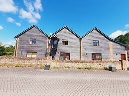 The Victorian Barn self catering holidays with pool & hot tubs