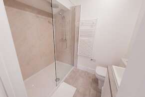 The Victorian Barn self catering holidays with pool & hot tubs