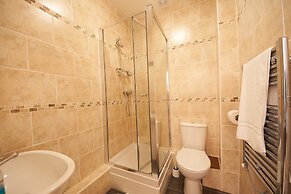 The Victorian Barn self catering holidays with pool & hot tubs