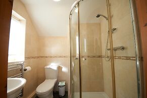 The Victorian Barn self catering holidays with pool & hot tubs