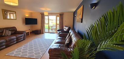 The Victorian Barn self catering holidays with pool & hot tubs