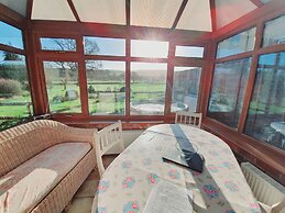 The Victorian Barn self catering holidays with pool & hot tubs